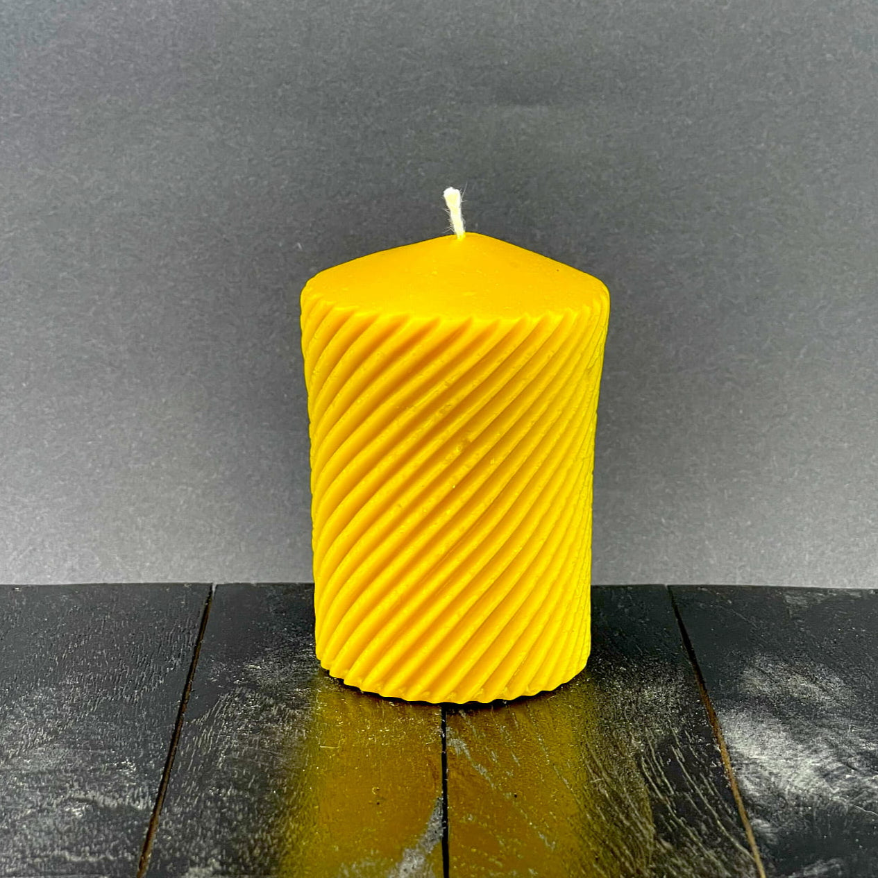 Świeca z wosku pszczelego spiralna