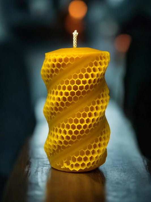 Świeca z wosku pszczele miodowa spiralny plaster miodu Duża